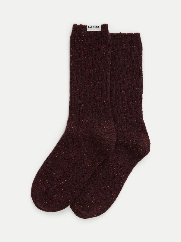 Thermal men's socks for cold climate protectionThe Donegal Winter Socks in Dark Plum