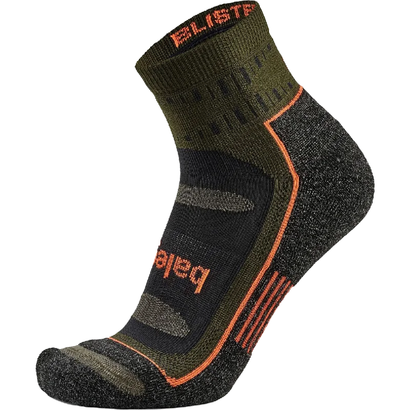 Sheer men's socks for a delicate appearanceBlister Resist Quarter