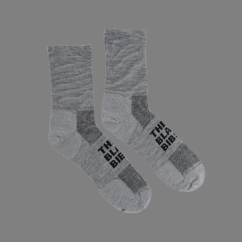 Cashmere men's socks for a luxurious feelThe Black Bibs Socks - Merino Gray