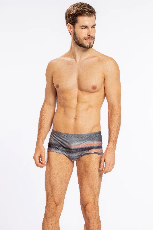 Men's trunks with a contoured pouch designEssential Swin Future Trunks