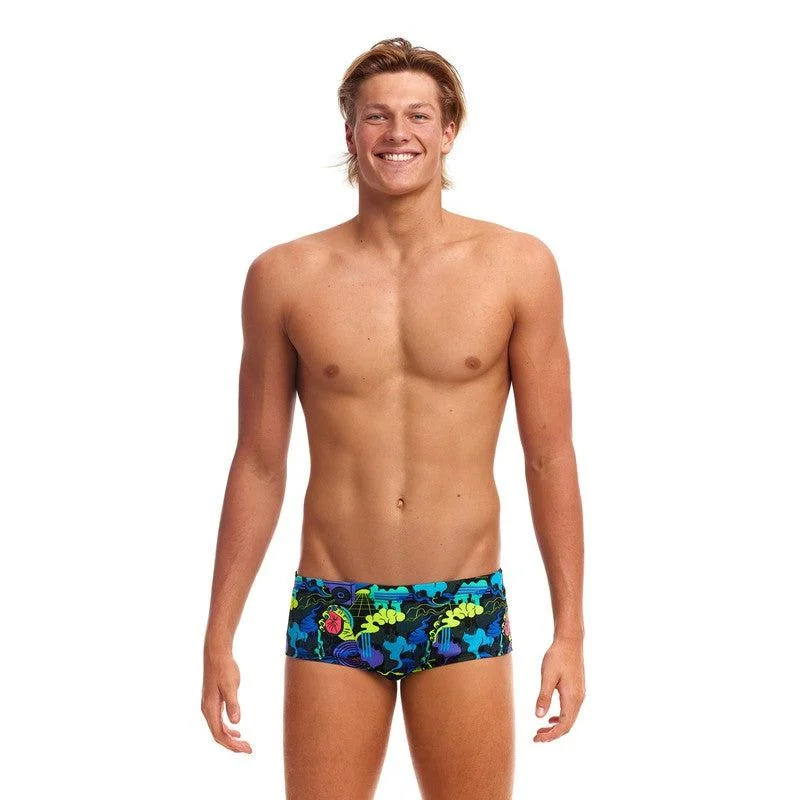 Breathable men's trunks for all - day wearFunky Trunks Mens Classic Trunks | Poppy Long