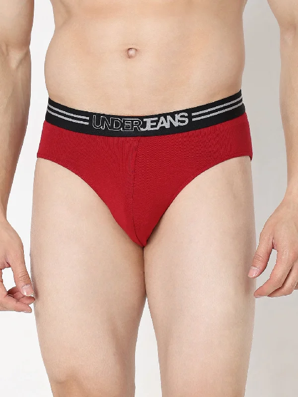 Men's briefs with a wide waistband for comfortUnderjeans by Spykar Men Premium Maroon Brief